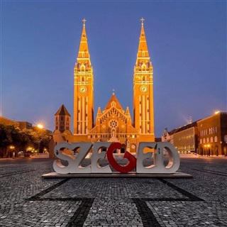 匈牙利留學(xué) | 塞格德大學(xué)2025Fall招生專(zhuān)業(yè)及申請(qǐng)要求