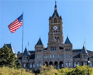 【走進(jìn)美國(guó)留學(xué)全攻略】????頂尖教育+靈活學(xué)制+多元文化，你心動(dòng)了嗎？